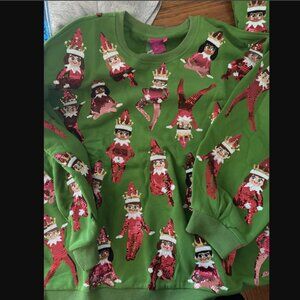 BNWOT Queen Of sparkles XL Elf On The Shelf Sweatshirt
